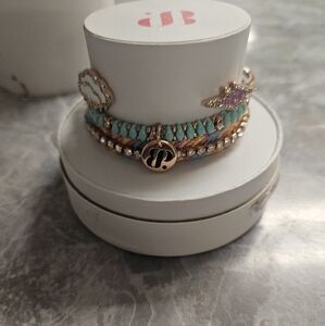 Bomb Party Head In The Clouds Stack